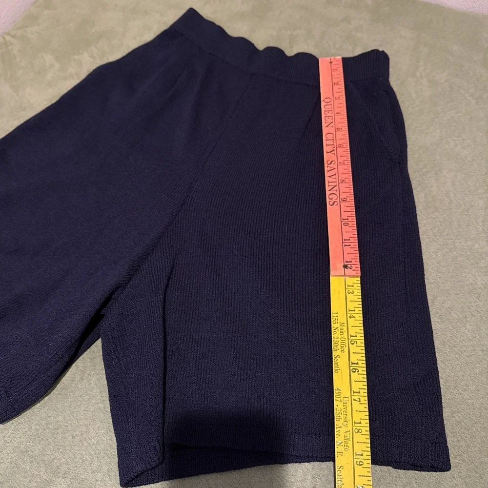 St John Collection Marie Gray‎ Wool Blend Knit Shorts Size 2 Navy Blue